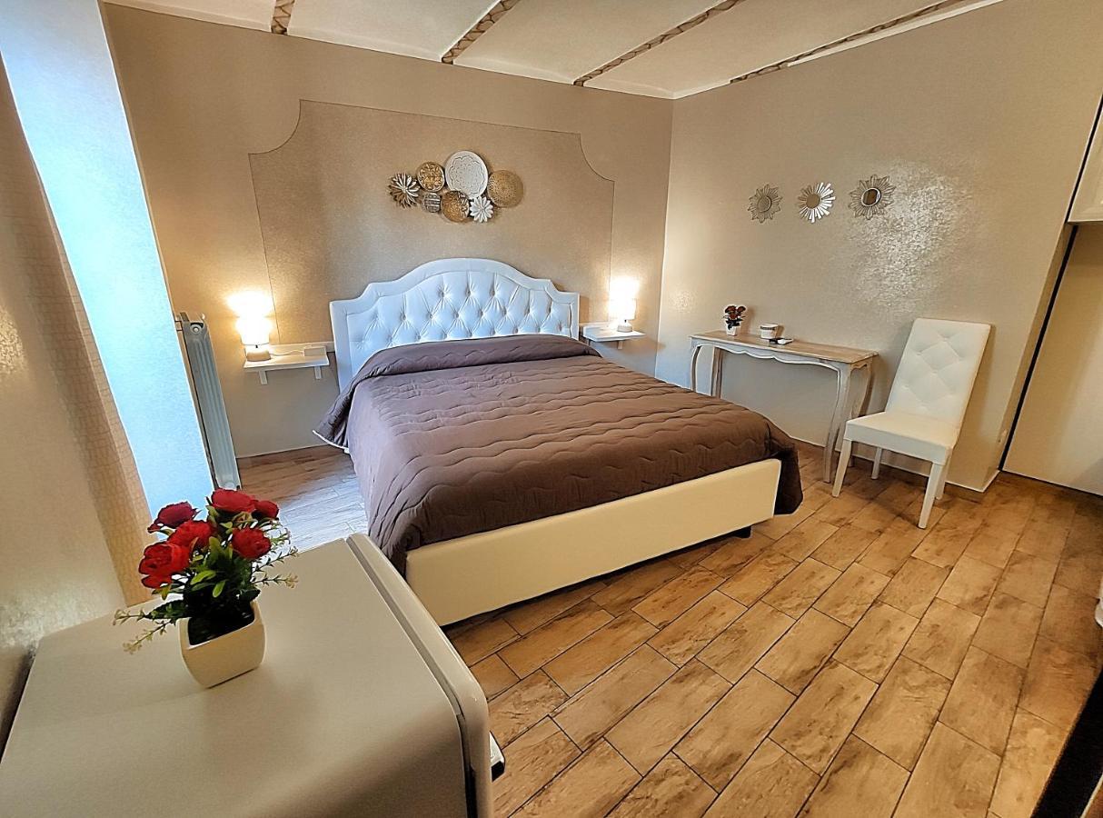 Duca Orsini Bed and Breakfast *